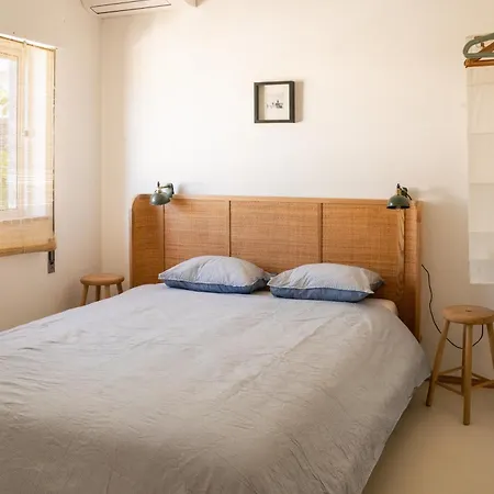 2-bedroom House With Sunny Garden In Ferragudo Village